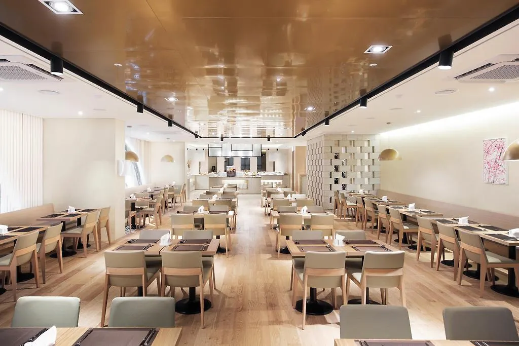 Crown Harbor Hotel Puszan