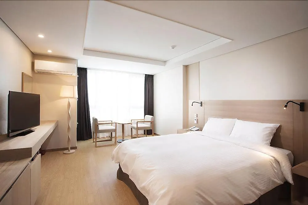 Crown Harbor Hotel Busan 4*,