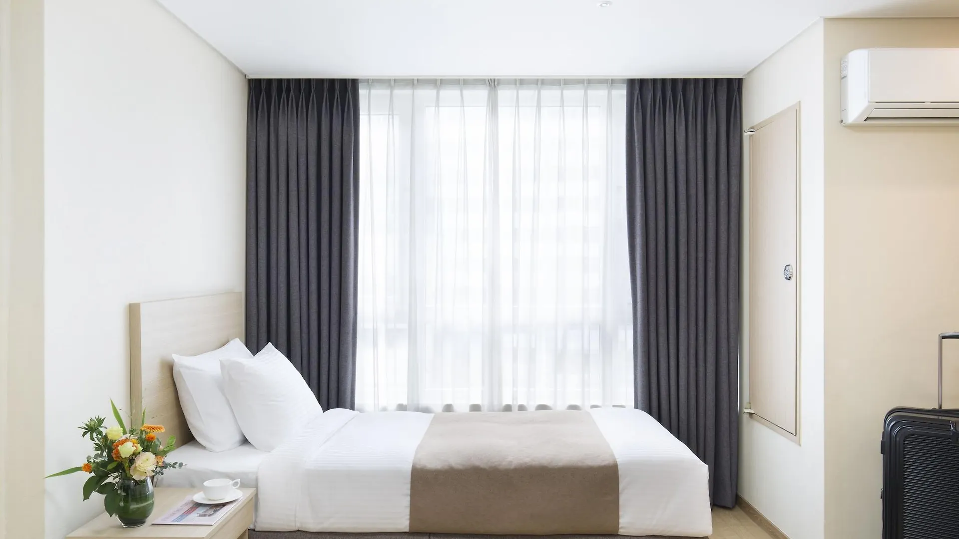 Crown Harbor Hotel Busan