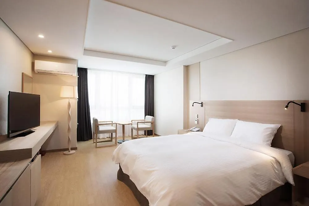 Crown Harbor Hotel Busan