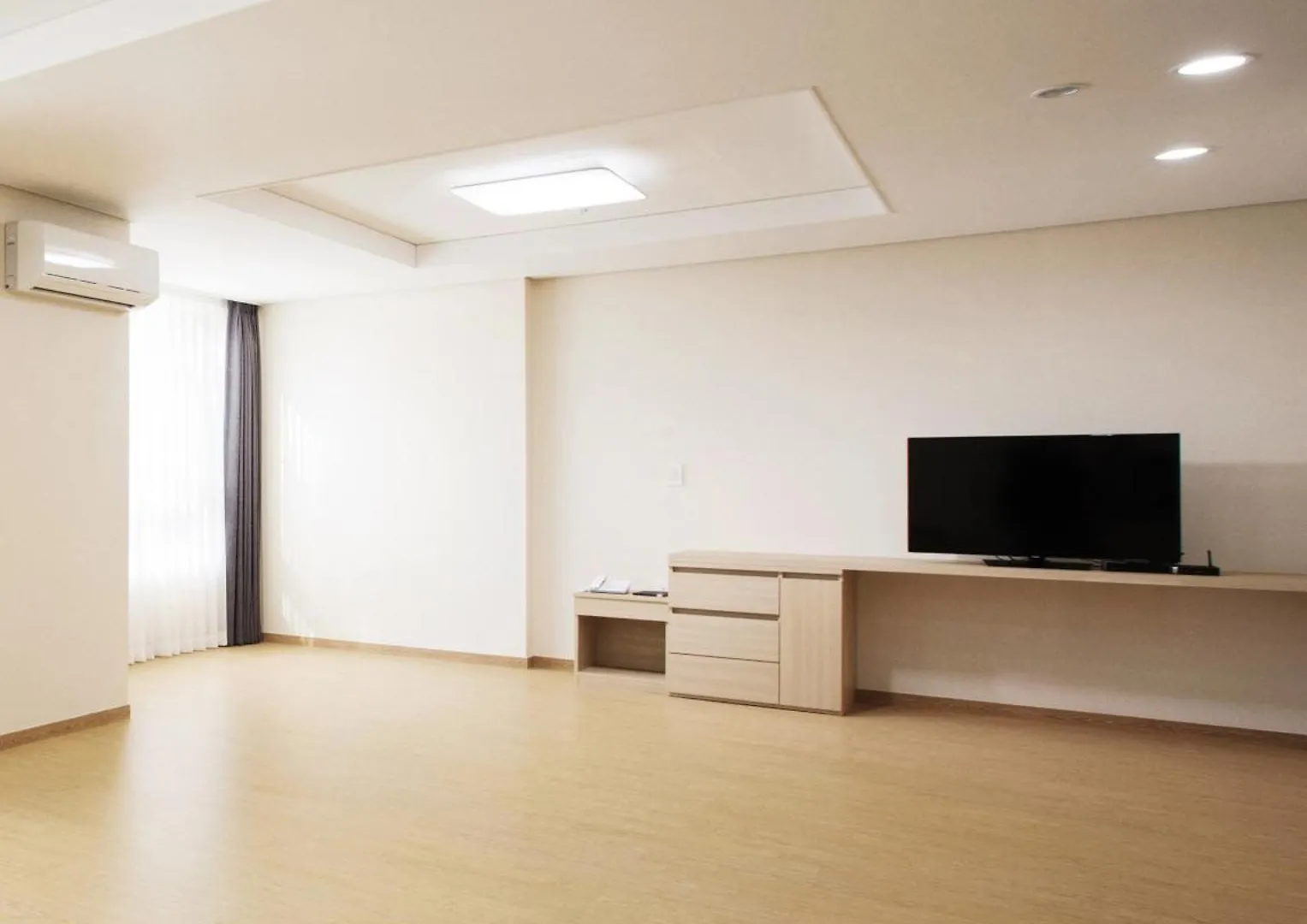 ****  Crown Harbor Hotel Busan South Korea