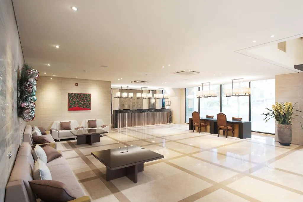 Crown Harbor Hotel Puszan